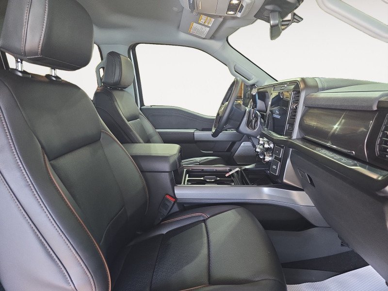 Ford F-450 Super Duty Lariat  - Premium Audio 1FT8W4DT8TED84484 136565