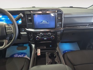 2026 Ford F-450 Super Duty Lariat  - Premium Audio - Image 8