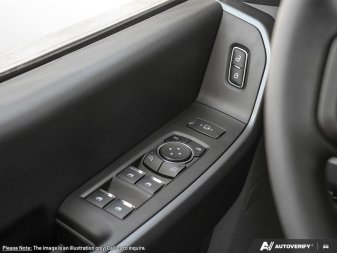 2026 Ford F-250 Super Duty XLT  - Running Boards - Image 15