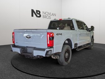 2026 Ford F-350 Super Duty Lariat  - Premium Audio - Image 4