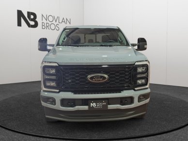 2026 Ford F-350 Super Duty Lariat  - Premium Audio - Image 7