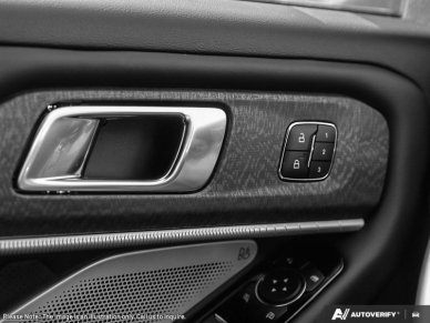 2026 Ford Explorer Platinum  - Leather Package - Image 15