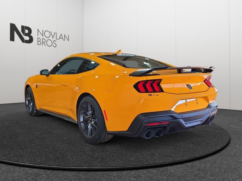 Ford Mustang Dark Horse  - Tech Package 1FA6P8R05T5501907 137898