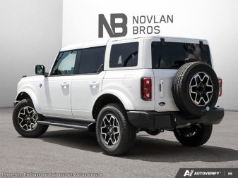 2026 Ford Bronco Outer Banks - Image 3