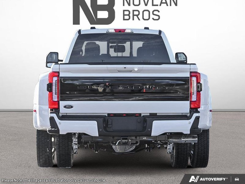 Ford F-450 Super Duty Platinum  - Diesel Engine 1FT8W4DT6TEE12590 140721