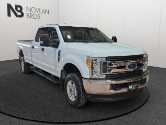 Ford F-350 Super Duty XLT  - Alloy Wheels 1FT8W3B6XHEB72149 139190