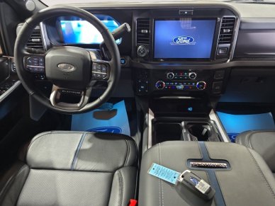 2026 Ford F-350 Super Duty Platinum  - Premium Audio - Image 9