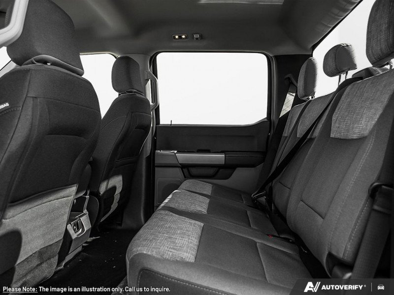 Ford F-350 Super Duty XLT  - Diesel Engine 1FT8W3BT3TEE26900 138172