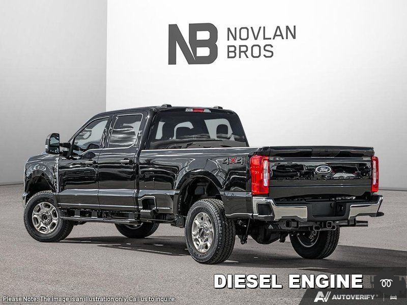 Ford F-350 Super Duty XLT  - Diesel Engine 1FT8W3BT3TEE26900 140892