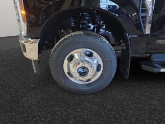 2026 Ford F-350 Super Duty Lariat  - Premium Audio - Image 14