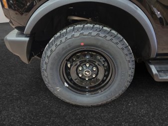 2026 Ford Bronco Outer Banks - Image 14