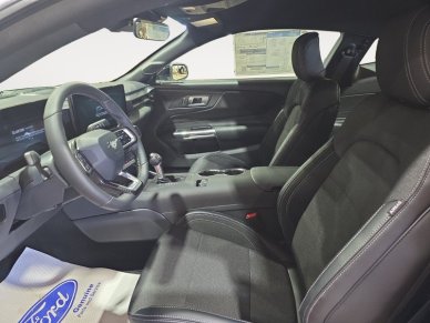 2026 Ford Mustang EcoBoost - Image 8