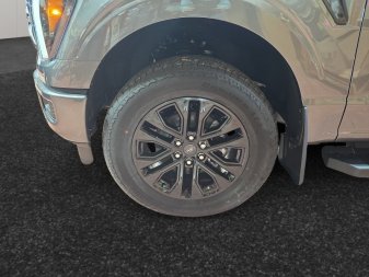 2026 Ford F-150 LARIAT  - Tow Package - Image 14