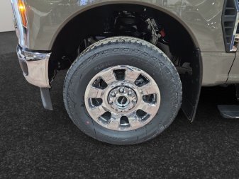 2026 Ford F-350 Super Duty King Ranch  - Premium Audio - Image 14
