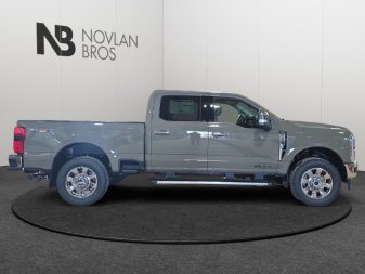 2026 Ford F-350 Super Duty Lariat  - Premium Audio - Image 6