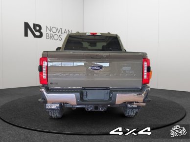 2026 Ford F-350 Super Duty Lariat  - Premium Audio - Image 4