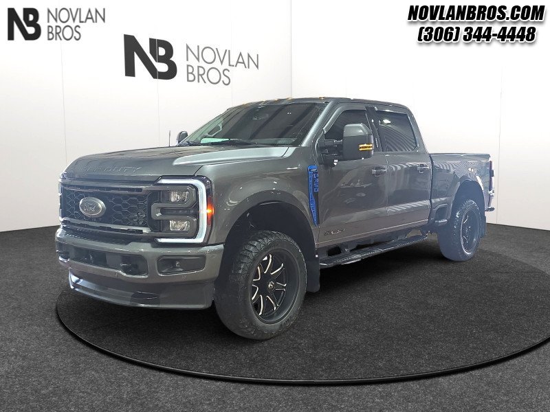 Ford F-350 Super Duty Lariat  - Diesel Engine 1FT8W3BT2PEC63579 141320