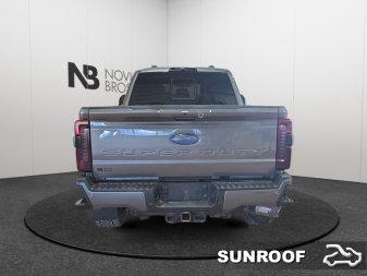 2023 Ford F-350 Super Duty Lariat  - Diesel Engine - Image 4