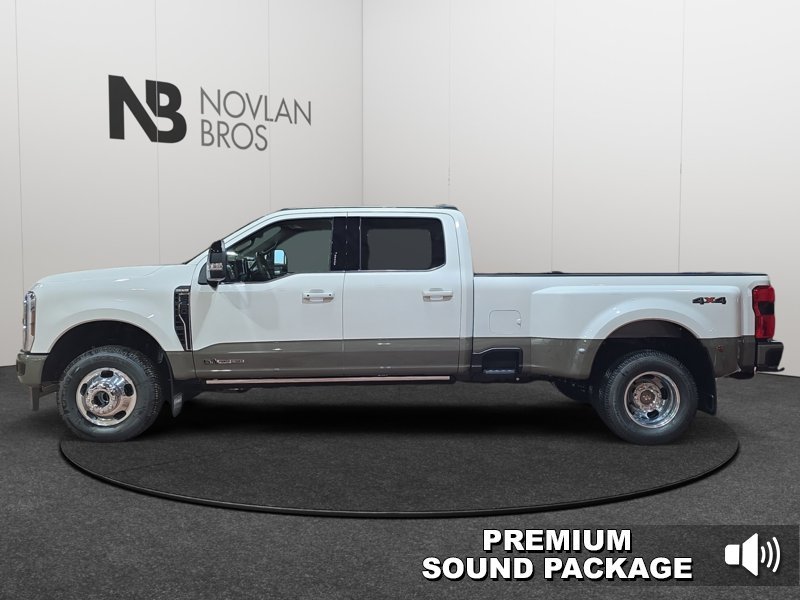 Ford F-350 Super Duty King Ranch  - Diesel Engine 1FT8W3DTXTEE26003 141657