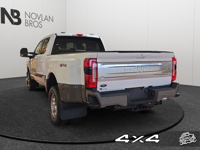 Ford F-350 Super Duty King Ranch  - Diesel Engine 1FT8W3DTXTEE26003 141658