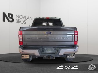 2020 Ford F-350 Super Duty XLT  - Power Stroke - Image 4