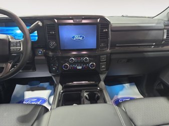 2026 Ford F-350 Super Duty Lariat  - Premium Audio - Image 10