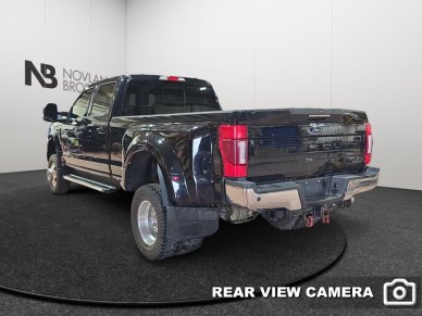 2022 Ford F-350 Super Duty Lariat  - Heated Seats - Image 3