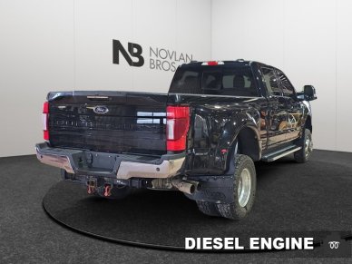 2022 Ford F-350 Super Duty Lariat  - Heated Seats - Image 5