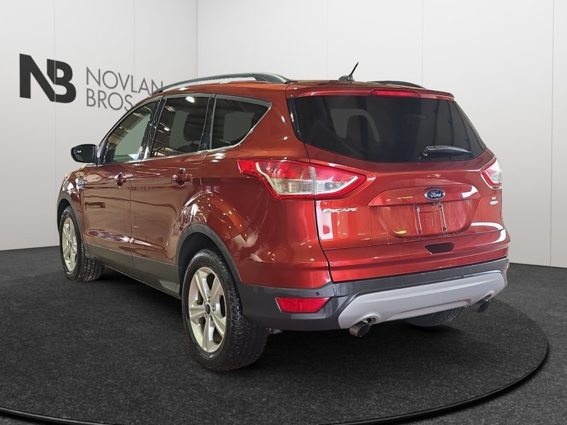 Ford Escape SE  - Bucket Seats - power mirrors 1FMCU9GX9EUD27999 142473