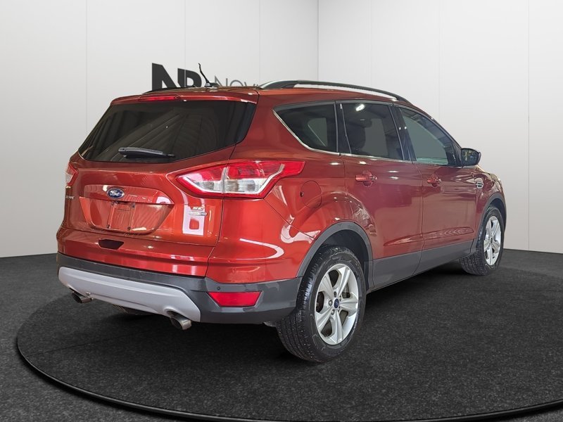 Ford Escape SE  - Bucket Seats - power mirrors 1FMCU9GX9EUD27999 142475