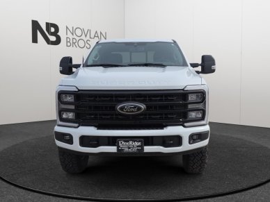 Ford F-350 Super Duty Lariat  - Navigation 1FT8W3BN5PED25073 142701