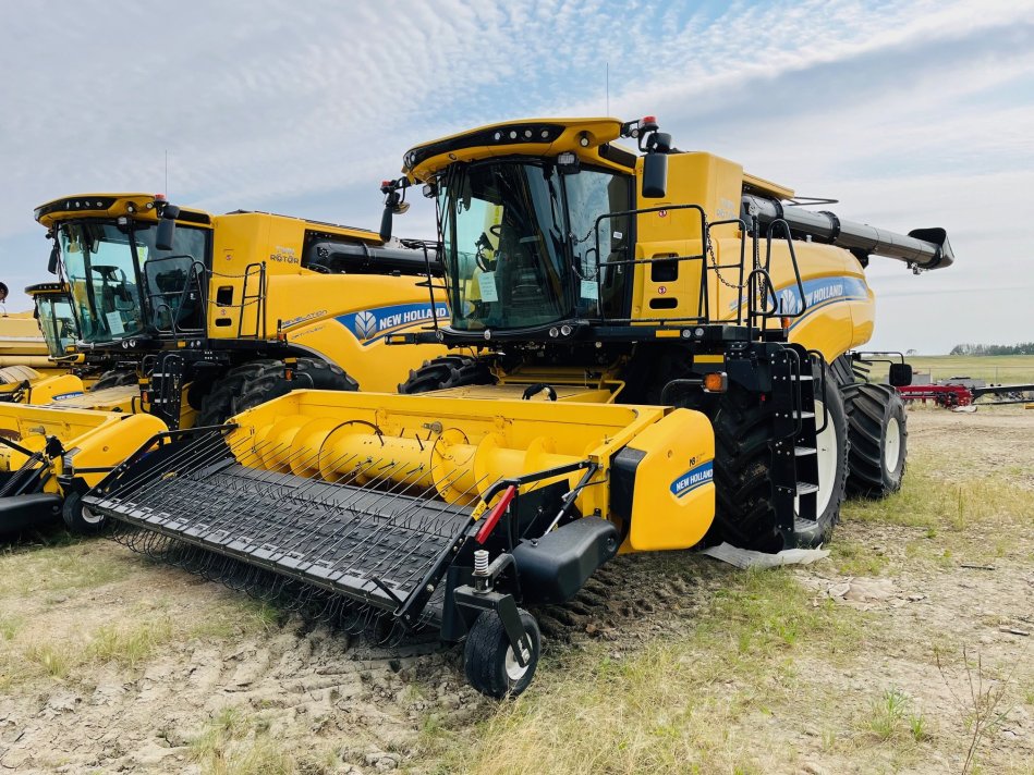 NEW HOLLAND CR9.90Z 367 Sep Hrs 7M2045033 103423