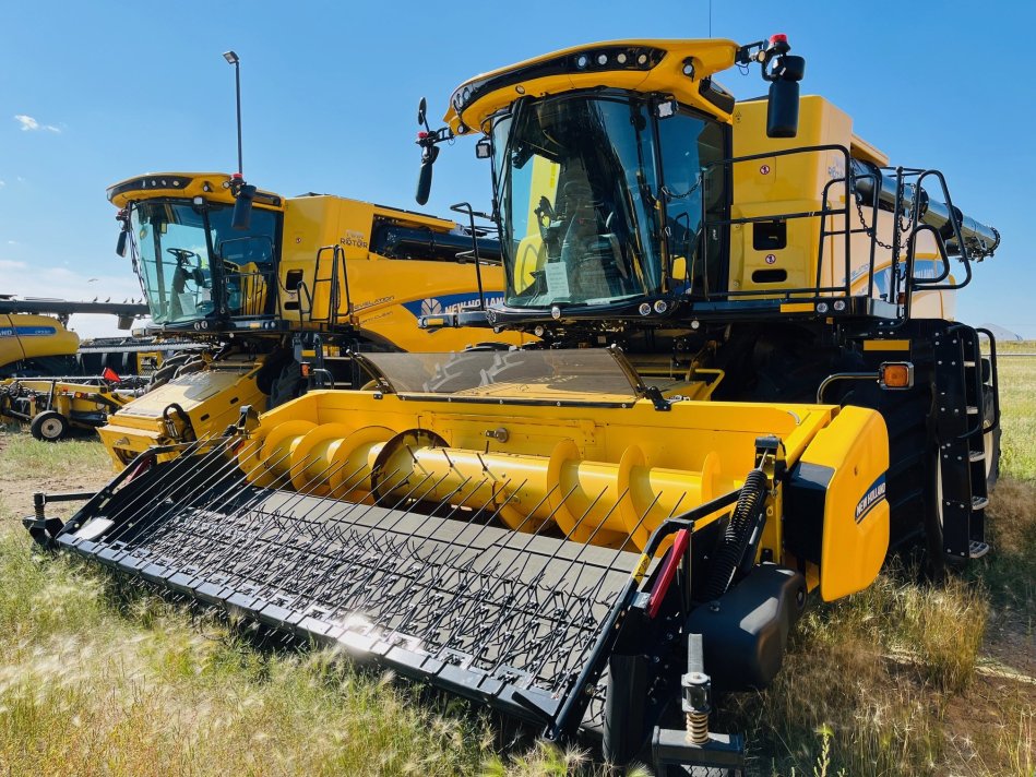 NEW HOLLAND CR8.90Z 225 Sep Hrs 7K2083041 103369