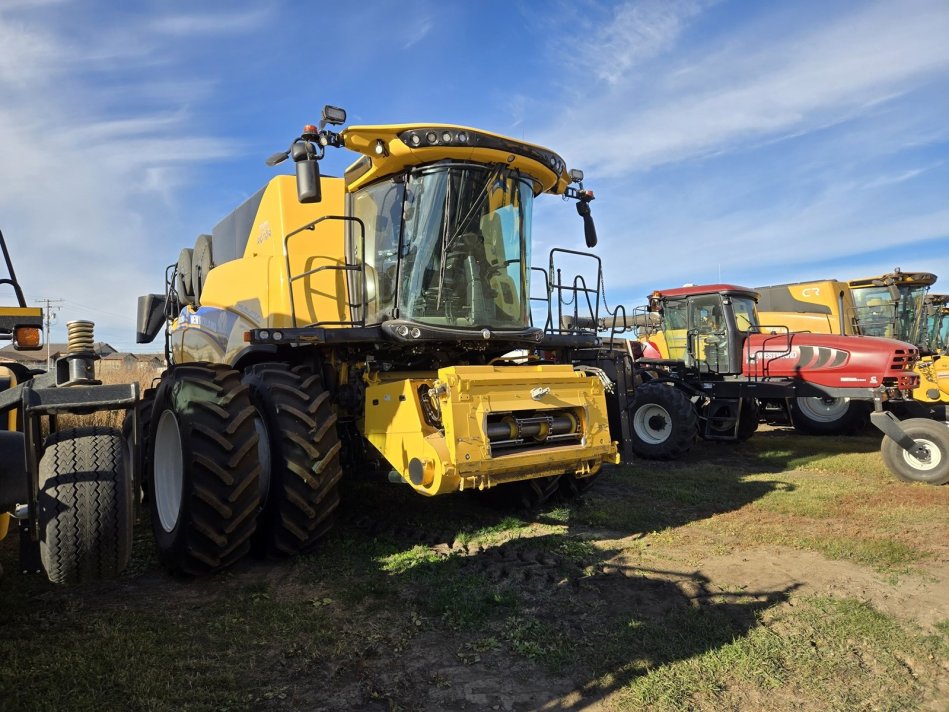 NEW HOLLAND CR10.90Z 435 Sep Hrs 7N2050007 105394