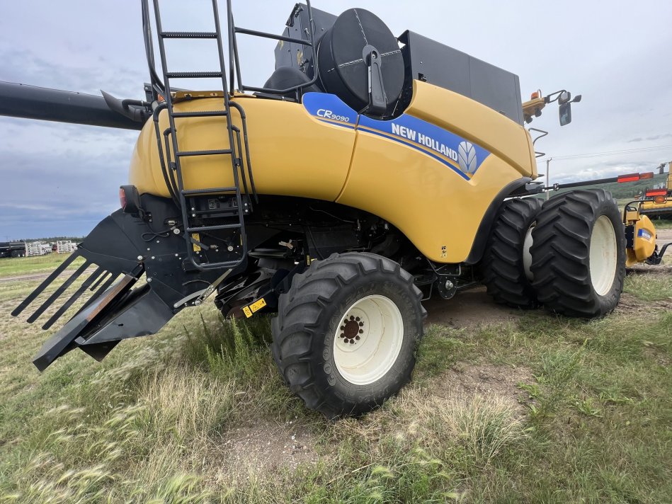 NEW HOLLAND CR9090 TWP, DSP, 1673 Sep Hrs YEG118791 103248