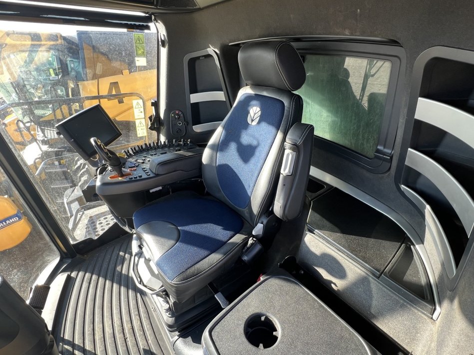 NEW HOLLAND CX8.90 603 Sep Hrs 5L2029005 105328