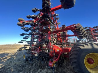 2017 BOURGAULT 3320 XTC-66 - Image 2