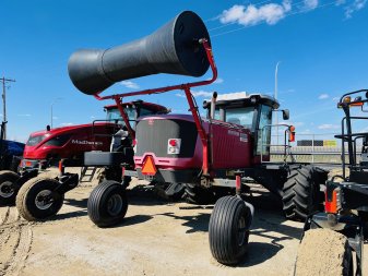 2012 MF WR9740 - Image 2
