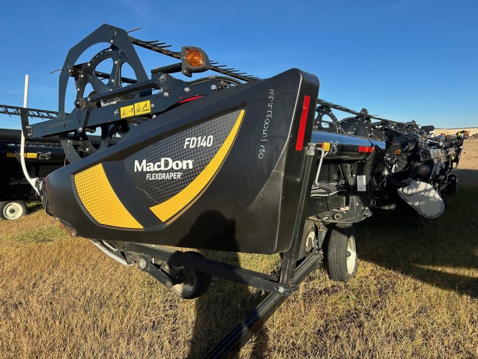 MACDON FD140  374285-20 131228