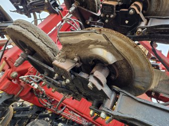 2012 BOURGAULT 3710-60 - Image 1