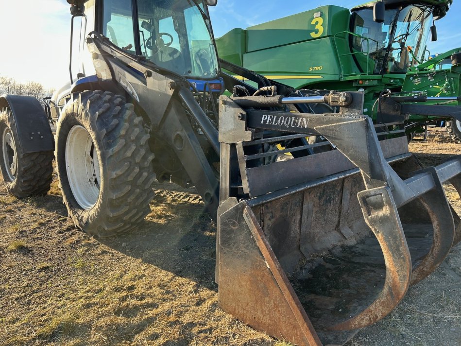 NEW HOLLAND TV6070  RVS059739 131182