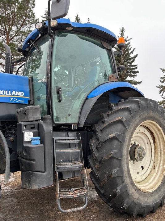 NEW HOLLAND T7.270  ZBBZ02604 132565