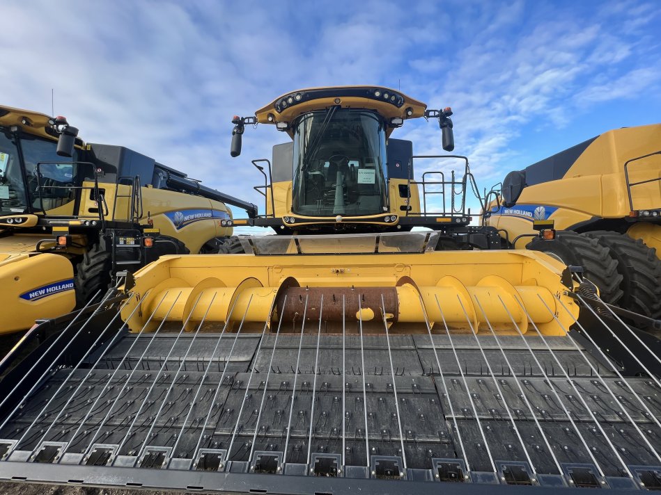 NEW HOLLAND CX8.90 686 Sep Hrs 592007005 96435