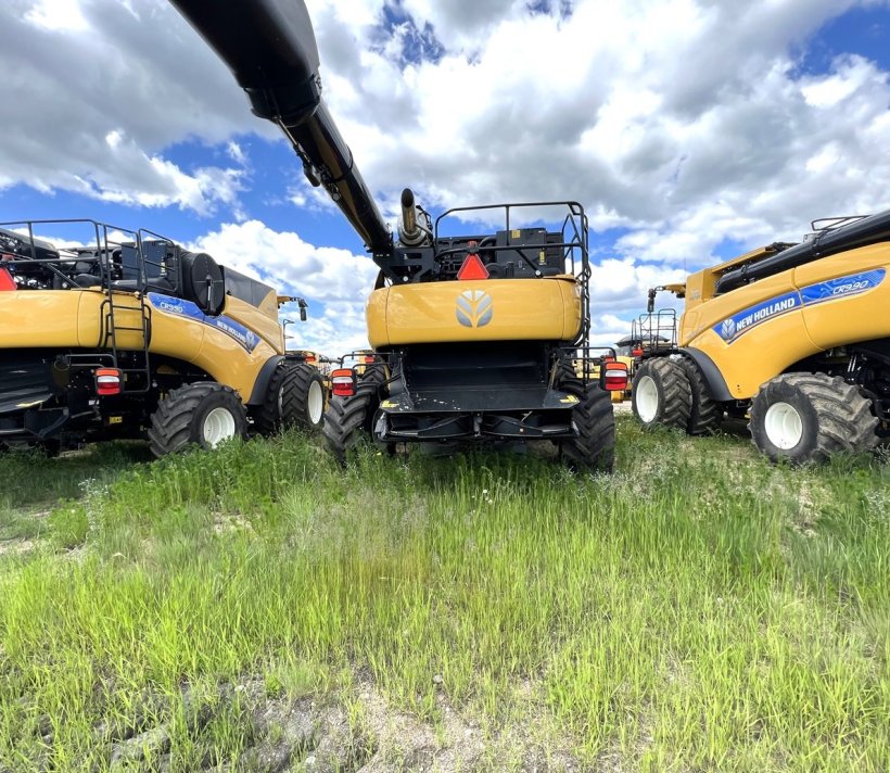 NEW HOLLAND CR9.90Z 717 Sep Hrs 7M2045025 103218