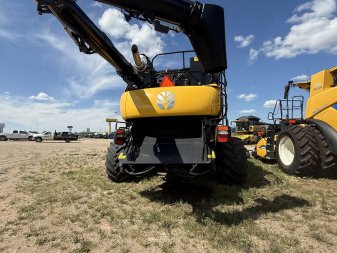 2024 NEW HOLLAND CR10.90Z 282 Sep Hrs - Image 2