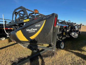 2020 MACDON FD140 - Image 0